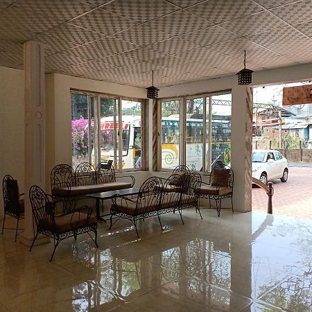 Oyo 11395 Hotel Ritz Heritage Lonavala Exterior photo