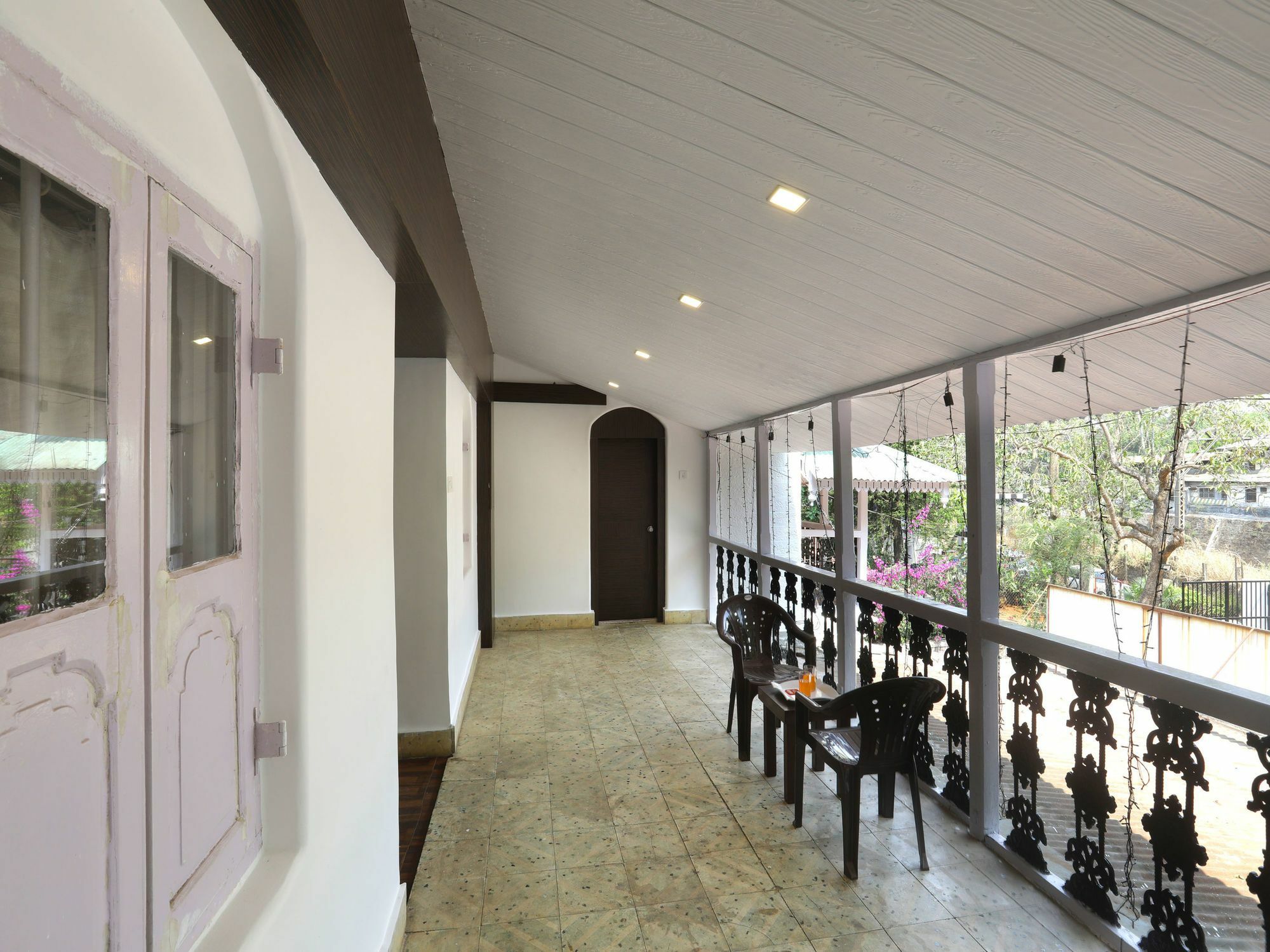 Oyo 11395 Hotel Ritz Heritage Lonavala Exterior photo